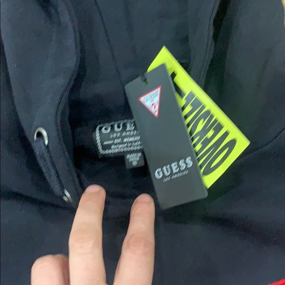 COPY - Hoodie Guess size 16 kids new - Picture 2 of 3